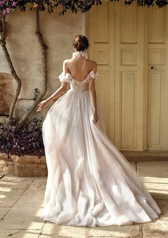 menyasszonyi ruha